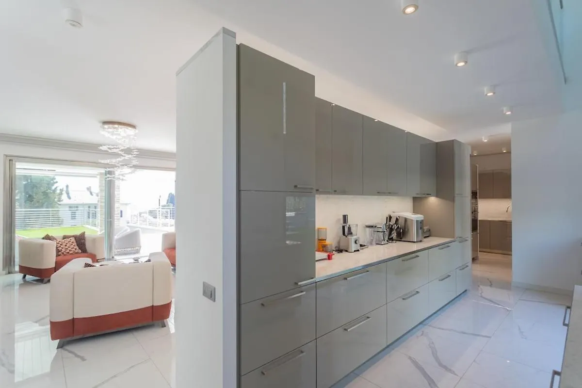 New Villa Vogue Tremezzo 0*,  Ιταλία